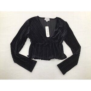 Olive + Oak Womens Size Medium Black Ribbed Long Sleeve Velour V-Neck Top